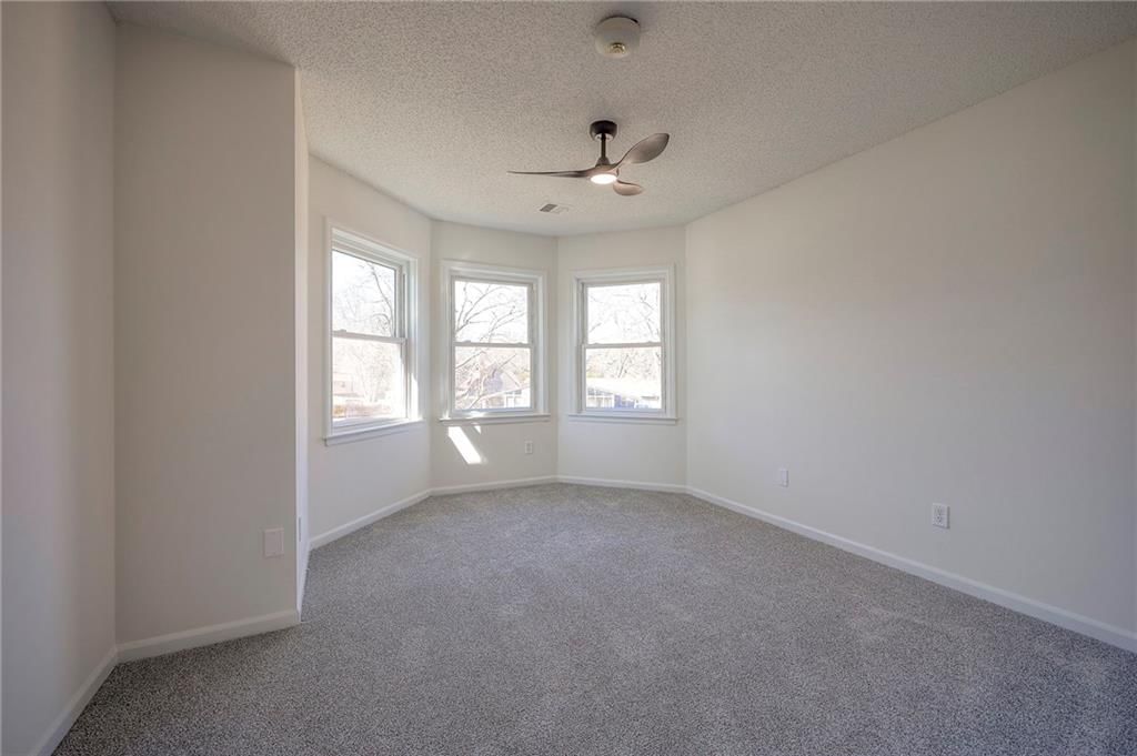 526 S Center Street — photo 21