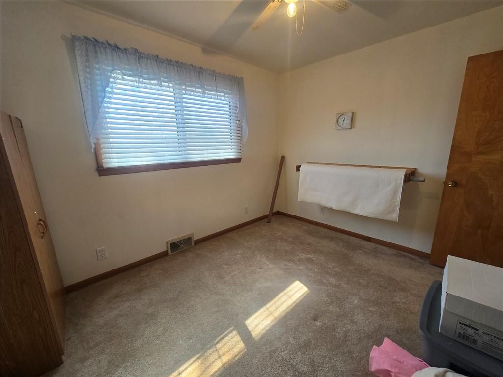 100 E Buford Street — photo 14