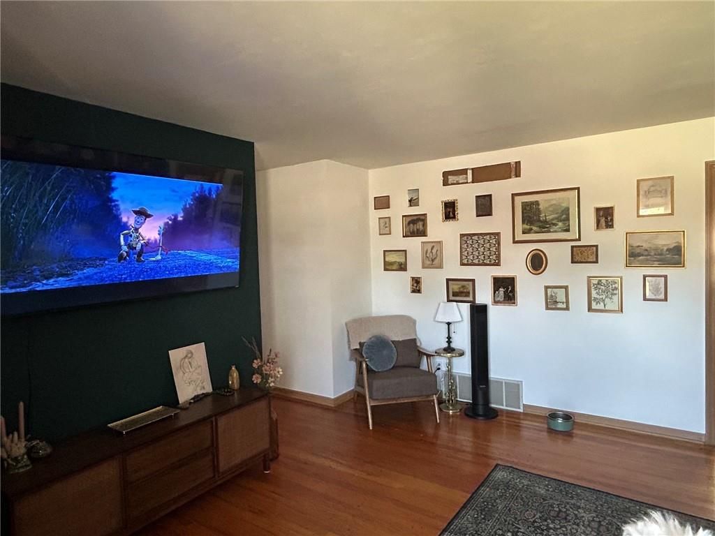 4338 N Quincy Avenue — photo 6