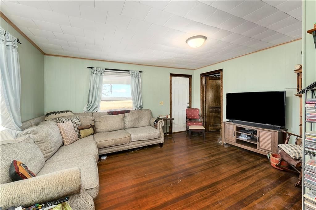 24257 Millwood Road — photo 6