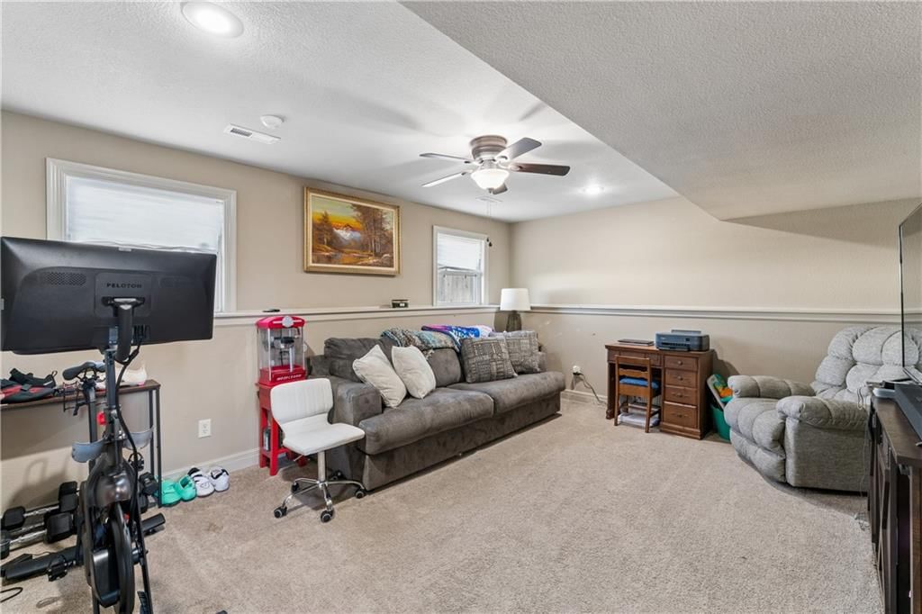 12204 E 214th Street — photo 32