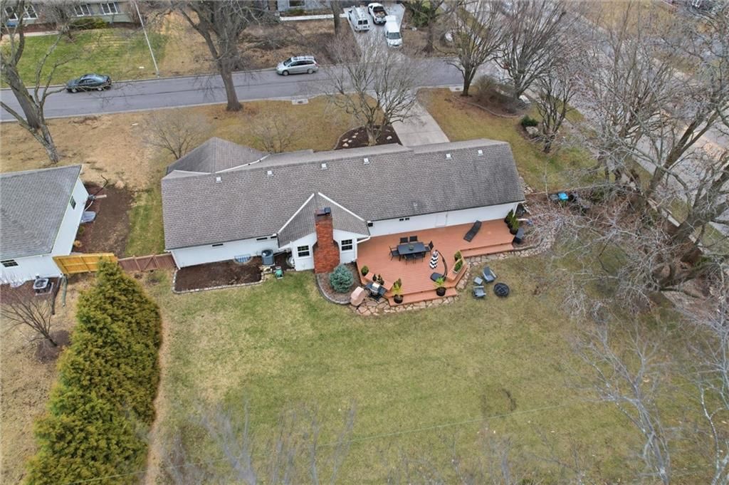 9428 Wenonga Road — photo 42