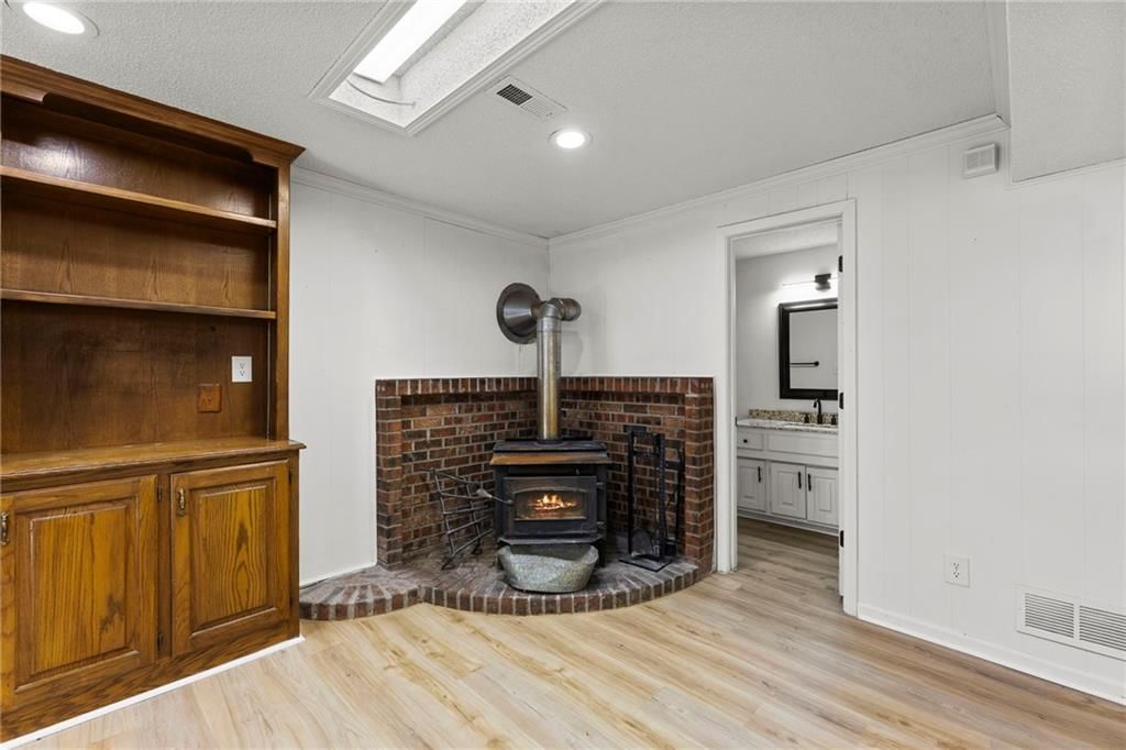 4921 Peck Avenue — photo 26