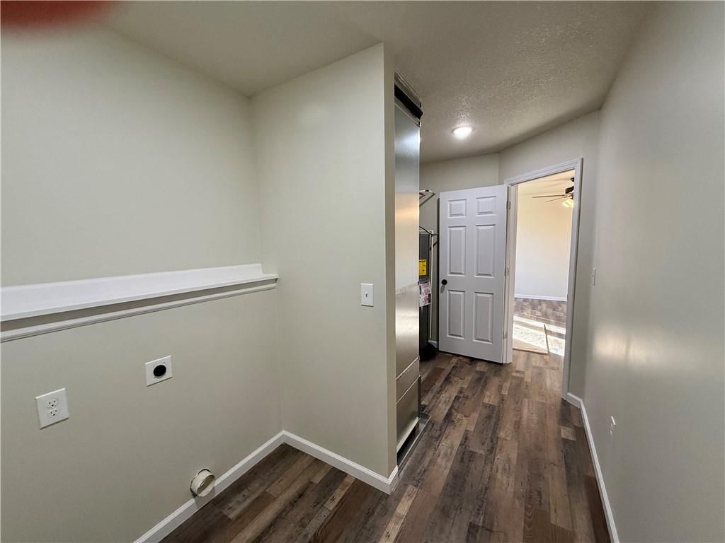 112 S Elm Street — photo 11