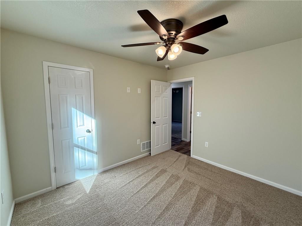 112 S Elm Street — photo 16