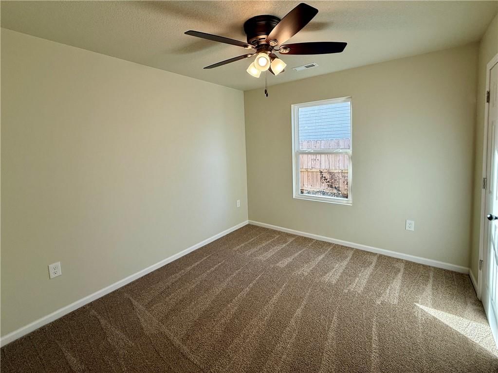 112 S Elm Street — photo 18