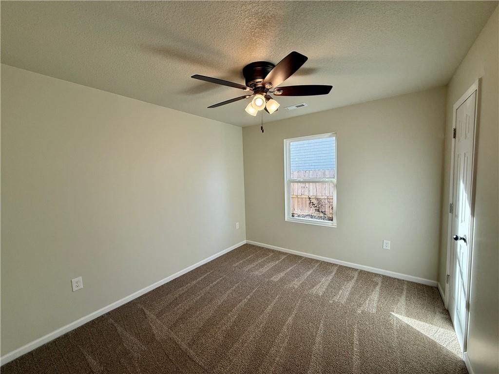 112 S Elm Street — photo 19
