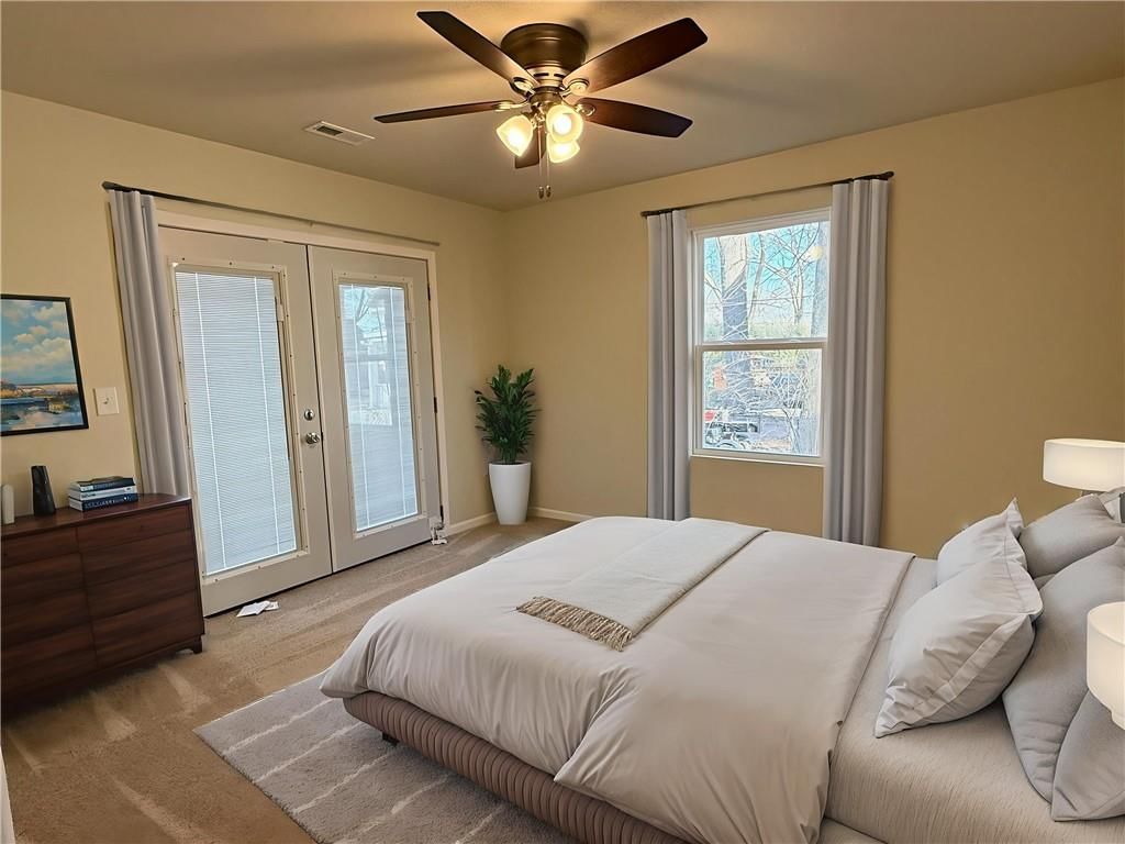 112 S Elm Street — photo 23