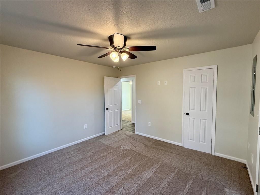 112 S Elm Street — photo 25