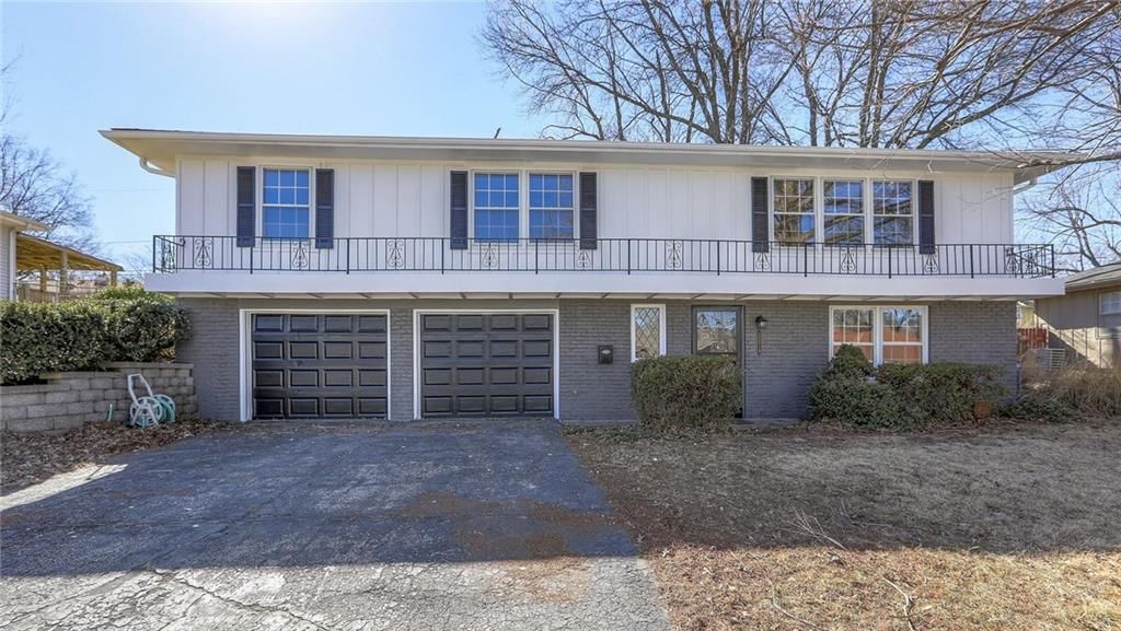 12819 E 49th Street S, Independence, MO