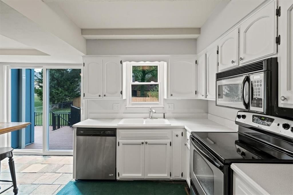 7808 Long Avenue — photo 8
