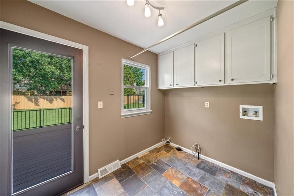 7808 Long Avenue — photo 17