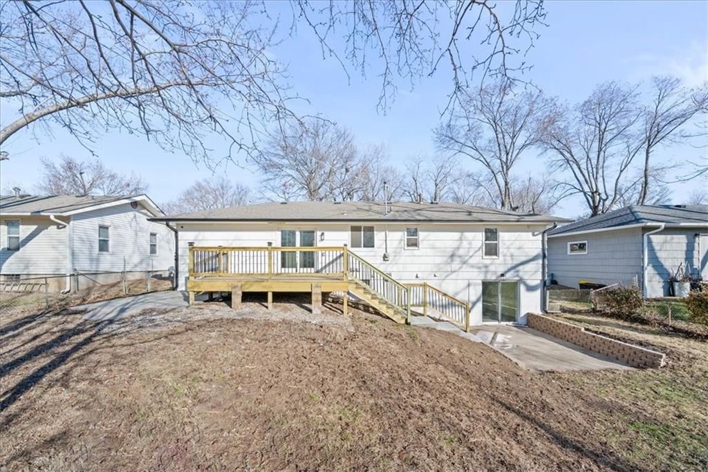 9400 MANCHESTER Avenue — photo 27