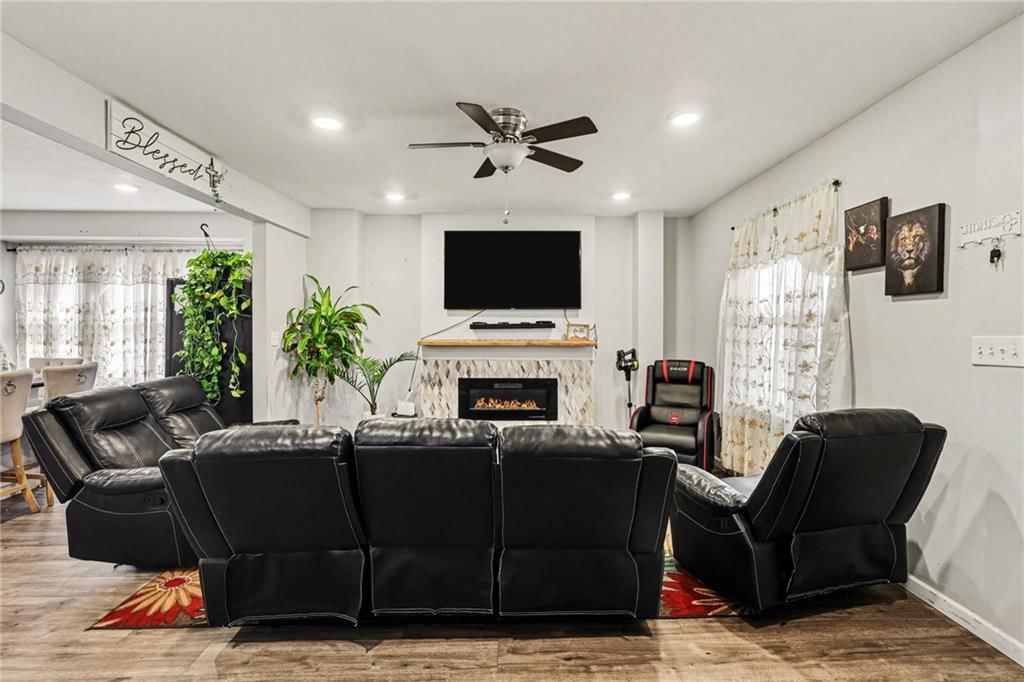 3403 Agnes Avenue — photo 4