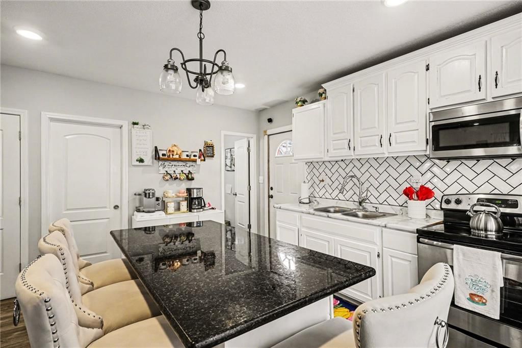 3403 Agnes Avenue — photo 8