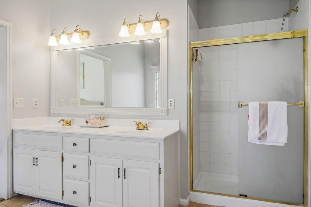 14113 Hadley Street — photo 22