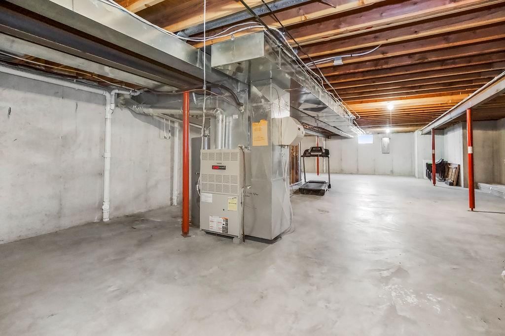 14113 Hadley Street — photo 32