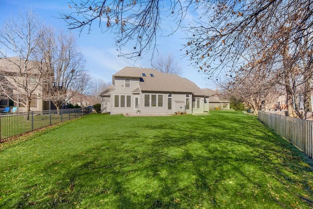 14113 Hadley Street — photo 34