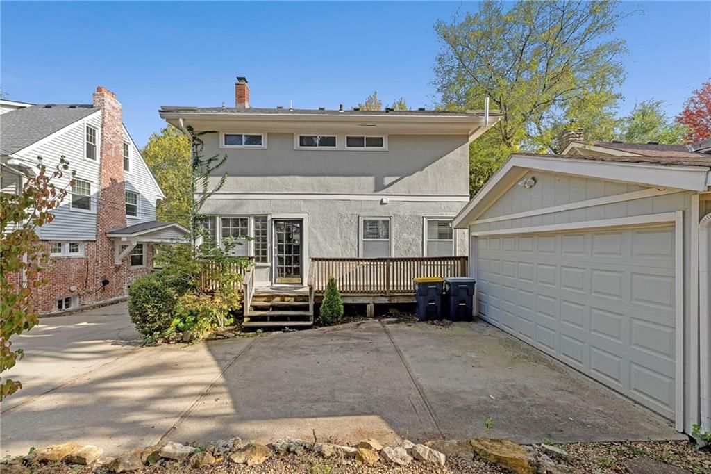6038 Brookside Boulevard — photo 32