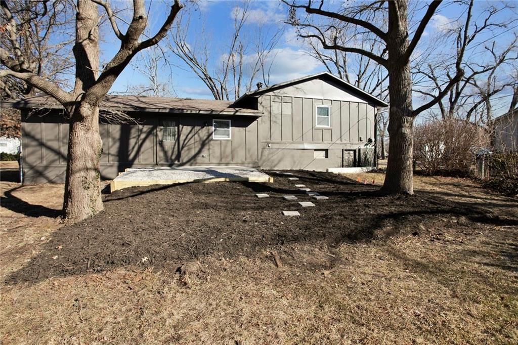 9005 W 99th Terrace — photo 25