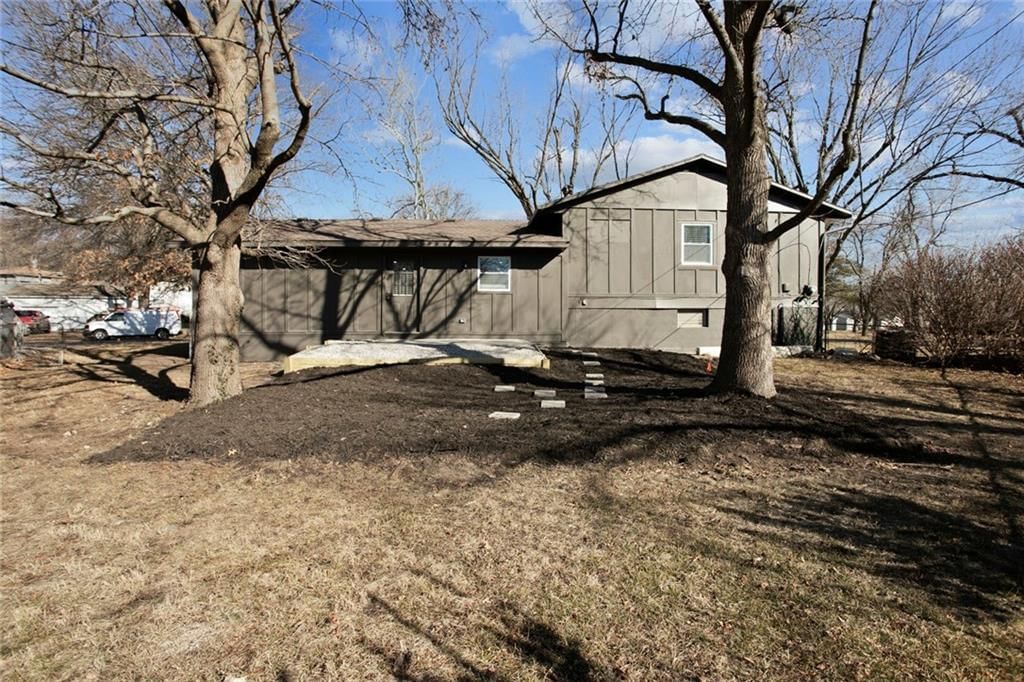 9005 W 99th Terrace — photo 27