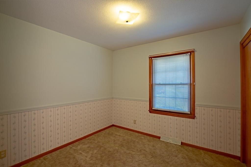 720 SW Williams Street — photo 22