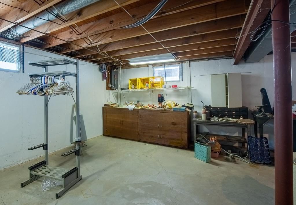 720 SW Williams Street — photo 30