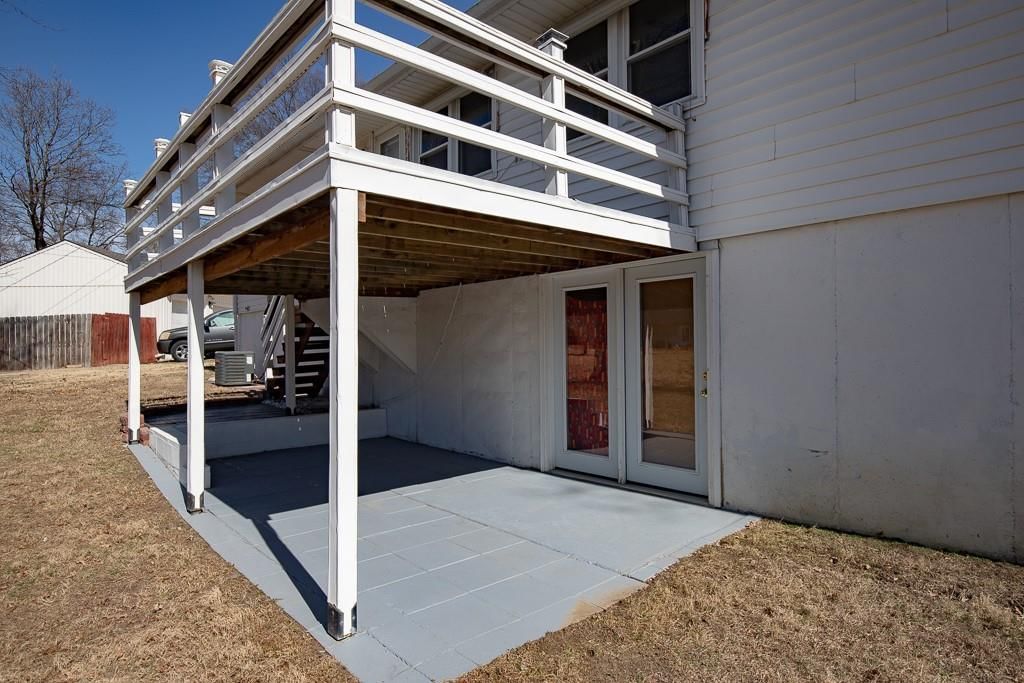 720 SW Williams Street — photo 32