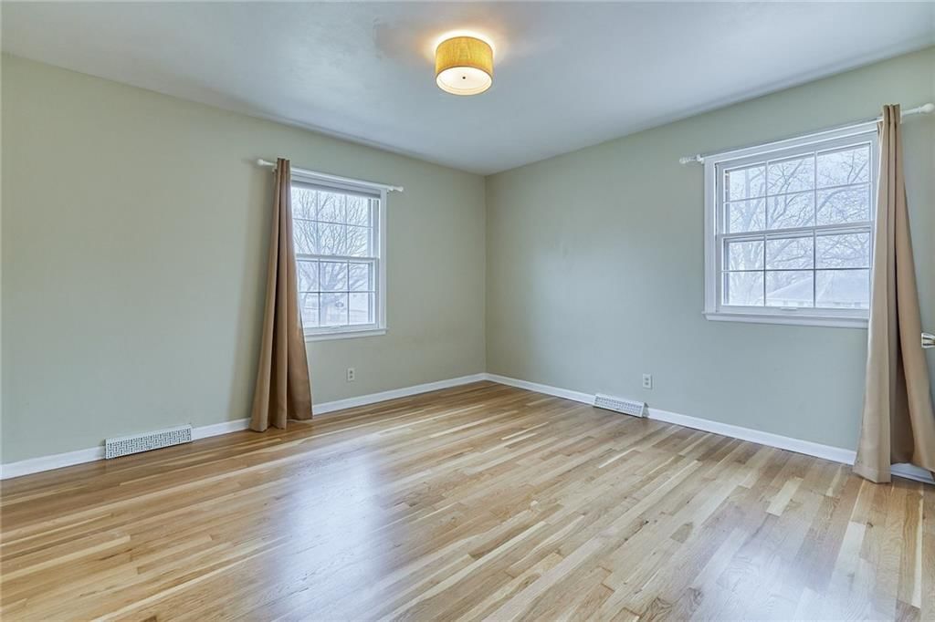 12800 Crystal Avenue — photo 27