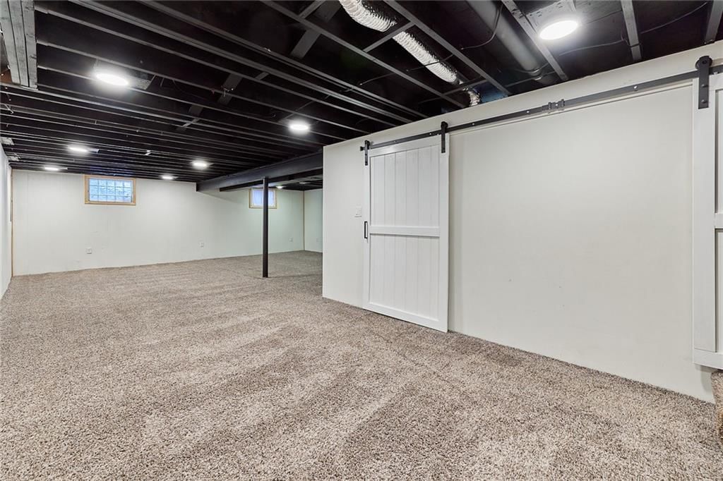 12800 Crystal Avenue — photo 33