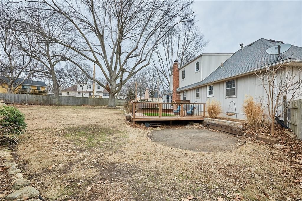 12800 Crystal Avenue — photo 40