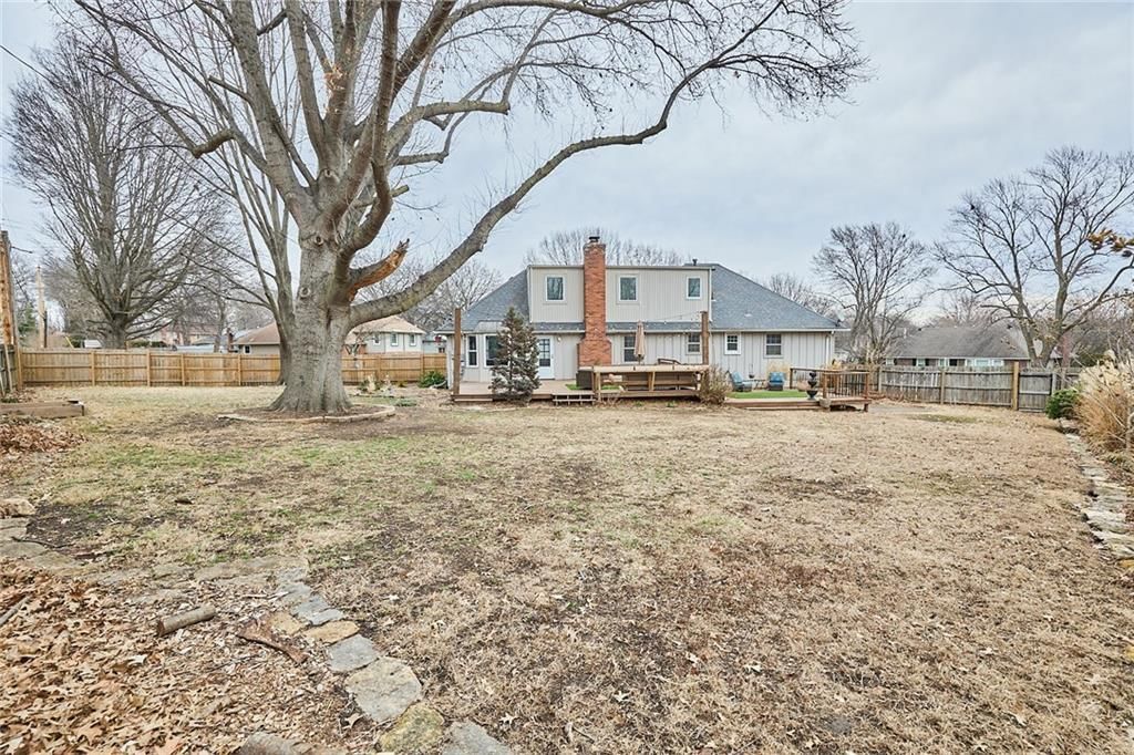 12800 Crystal Avenue — photo 41
