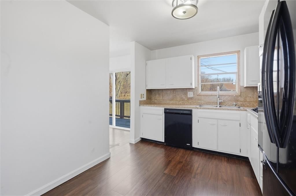 7948 NE 56th Street — photo 8