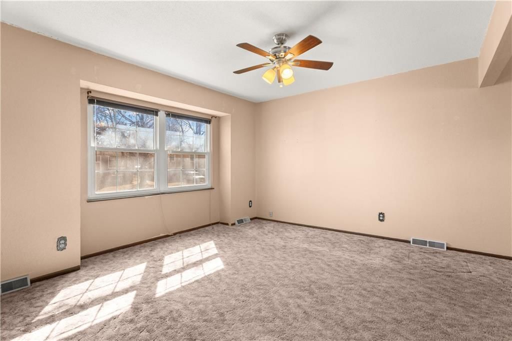 113 Sandstone Drive — photo 6