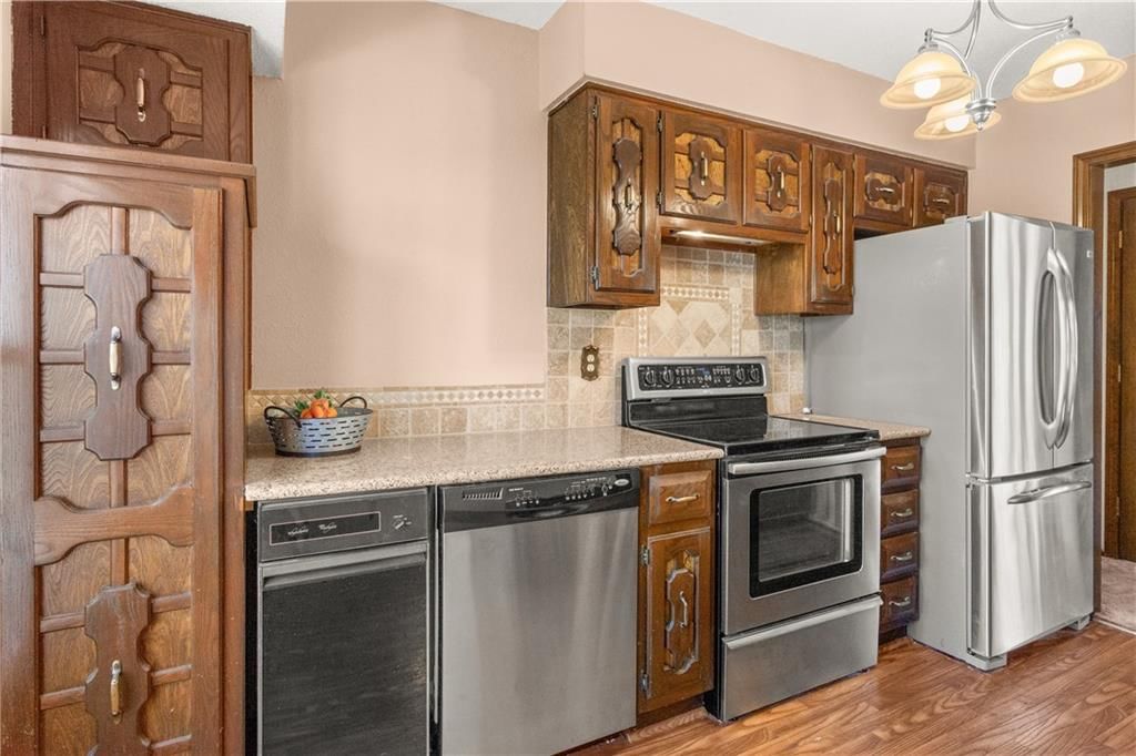 113 Sandstone Drive — photo 12