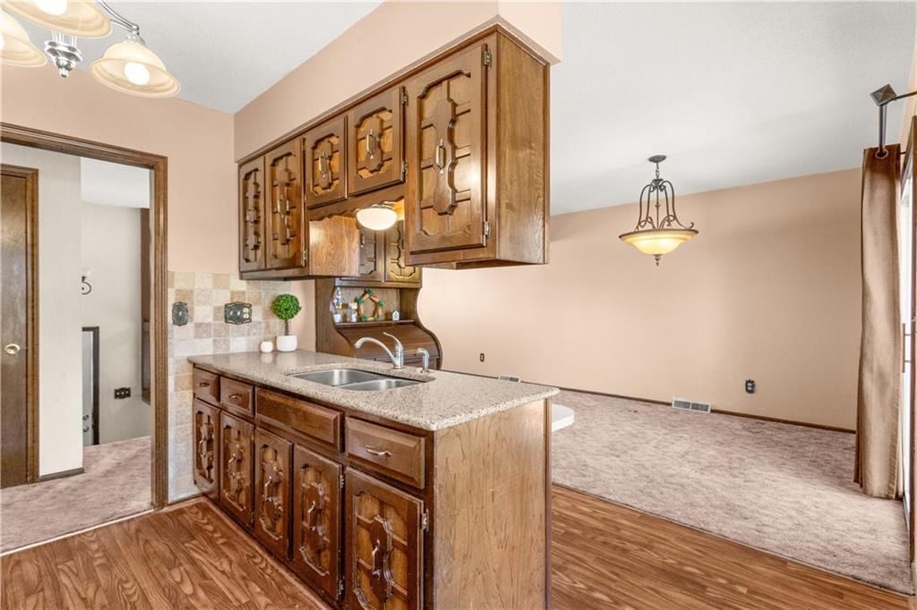 113 Sandstone Drive — photo 13