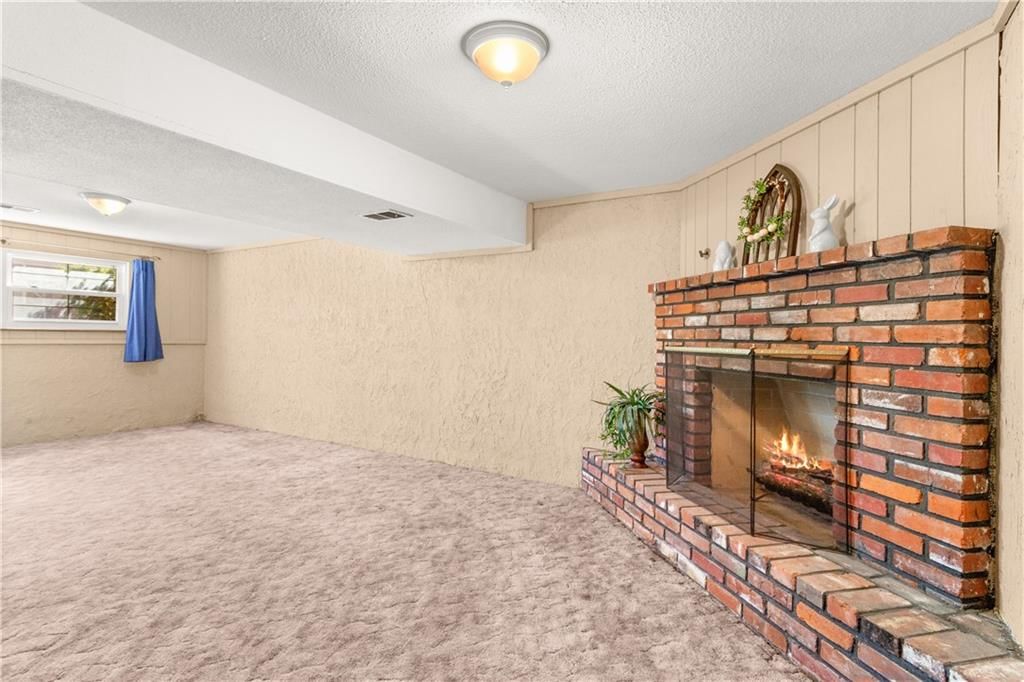 113 Sandstone Drive — photo 23