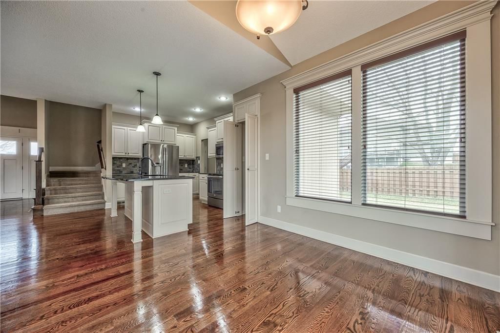 898 Clearview Drive — photo 10