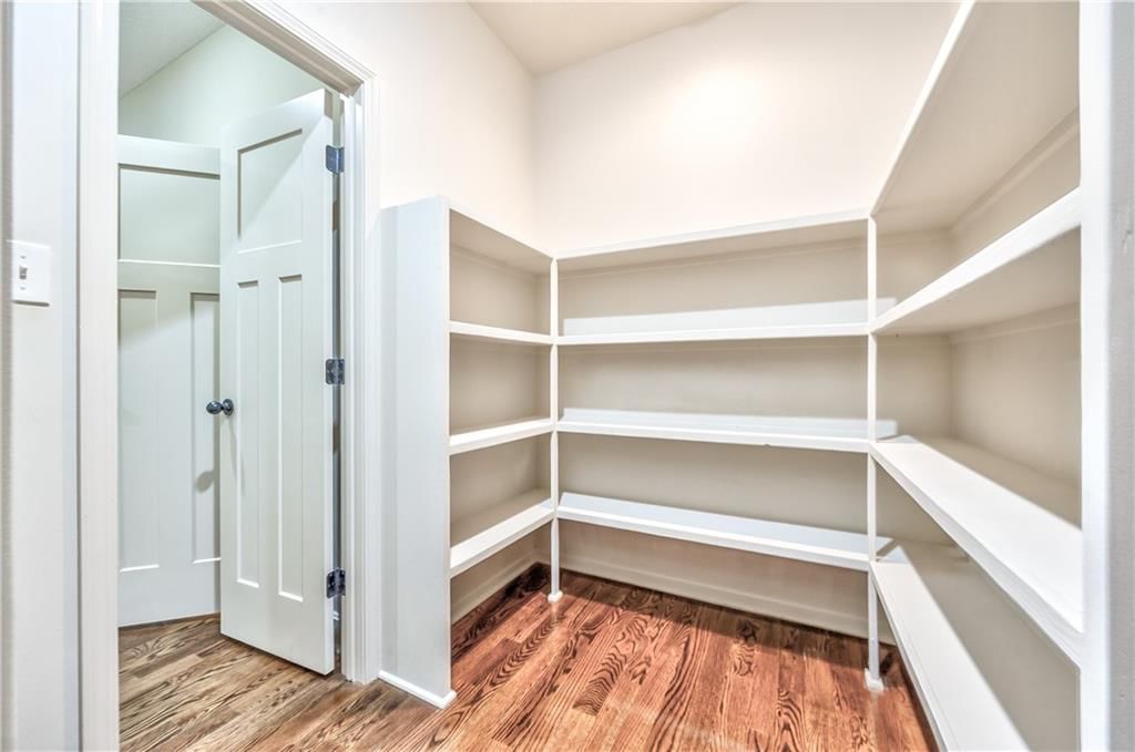 898 Clearview Drive — photo 13