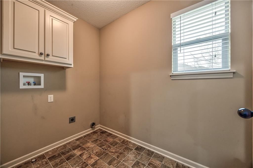898 Clearview Drive — photo 24