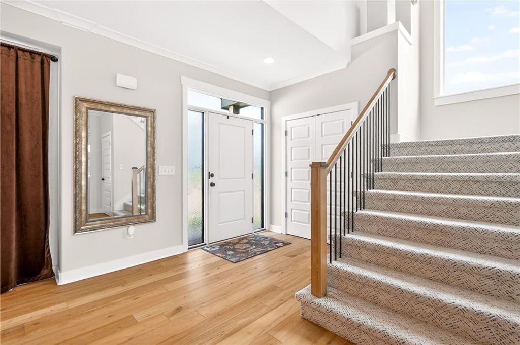 7643 N Sycamore Avenue — photo 5