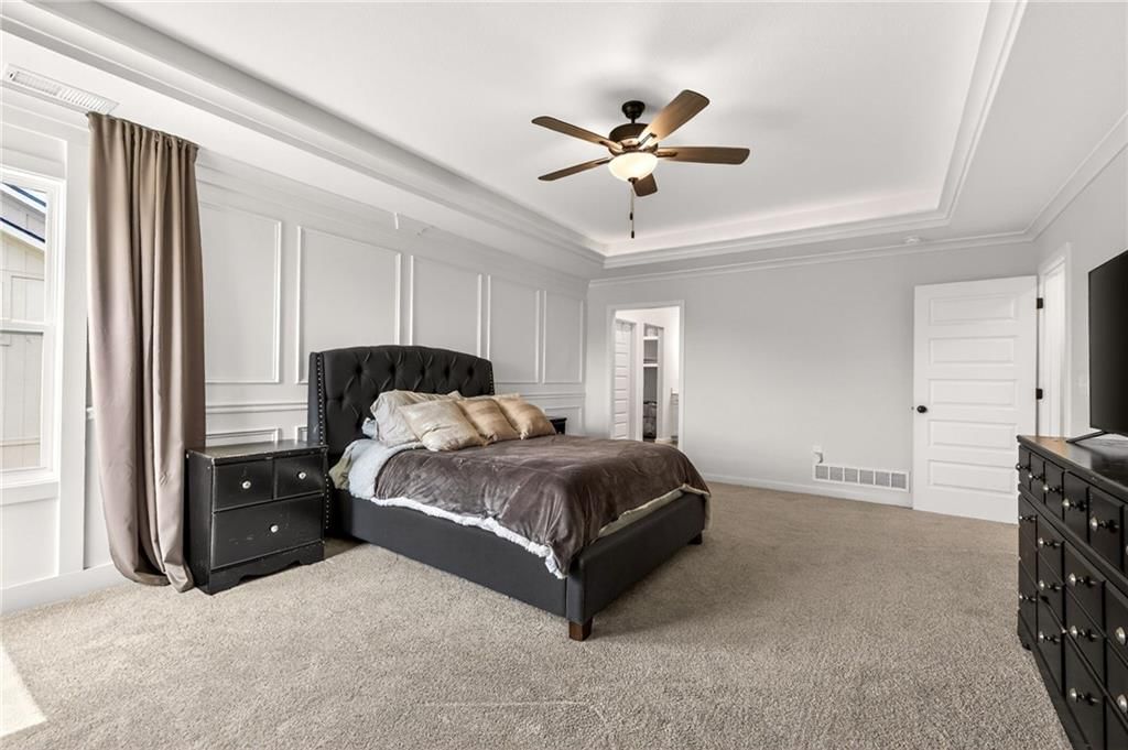 7643 N Sycamore Avenue — photo 25