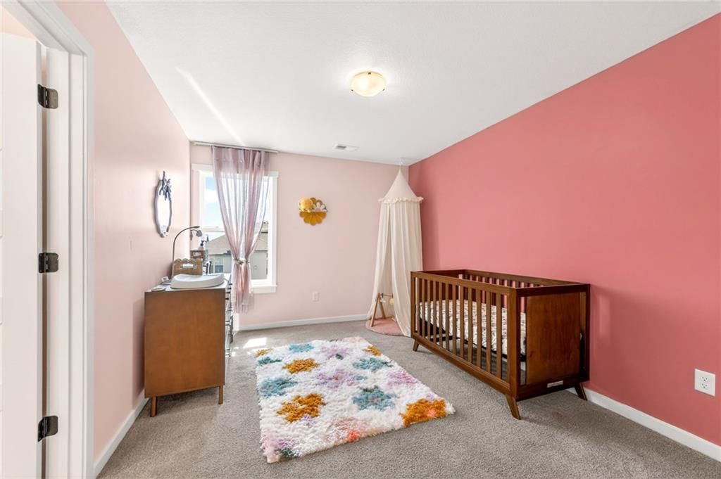 7643 N Sycamore Avenue — photo 37