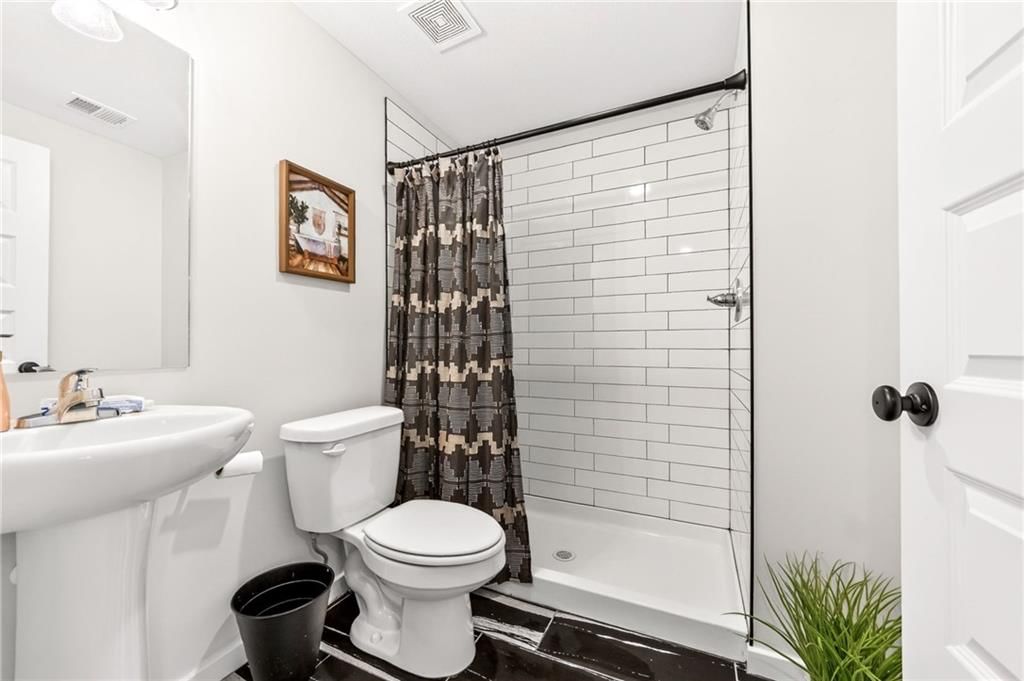 7643 N Sycamore Avenue — photo 44