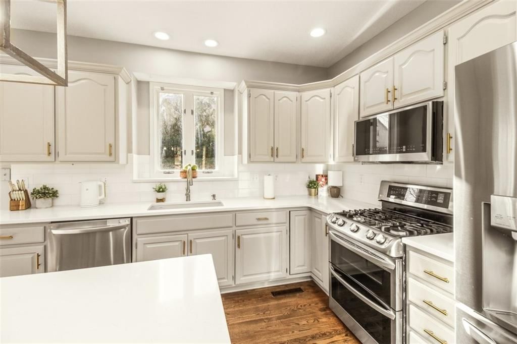 2035 NE Waterfield Place — photo 12