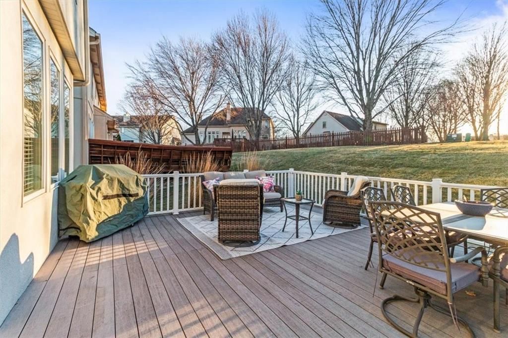2035 NE Waterfield Place — photo 34