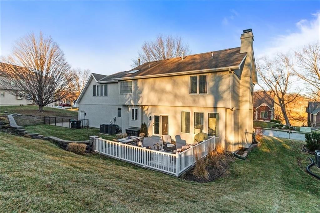 2035 NE Waterfield Place — photo 35