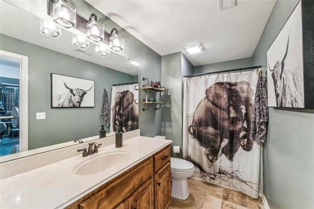 2301 NE Colonnade Avenue — photo 47