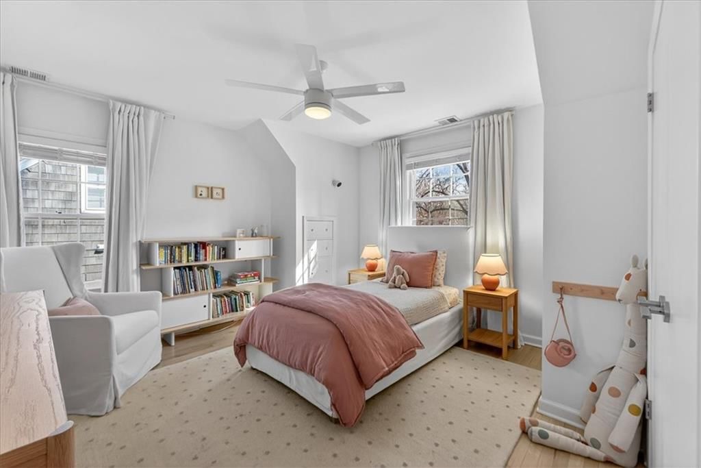 2902 W 71st Terrace — photo 18