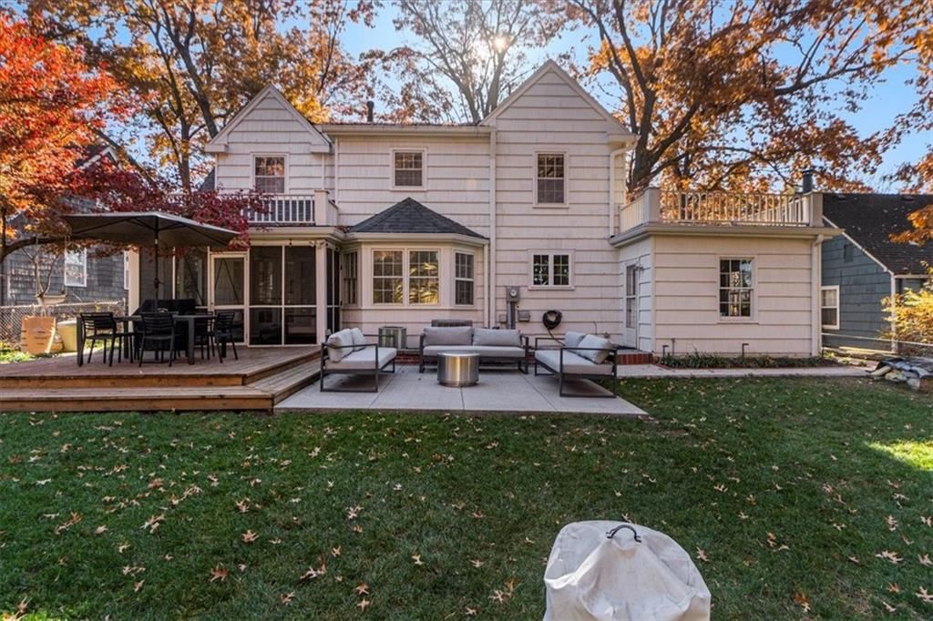 2902 W 71st Terrace — photo 33